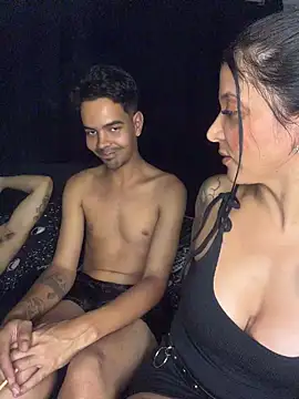 Chat XXX Live BiaDomeBiaDominatrix