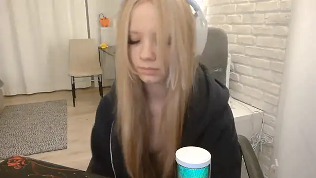AmandaFix Webcamshow
