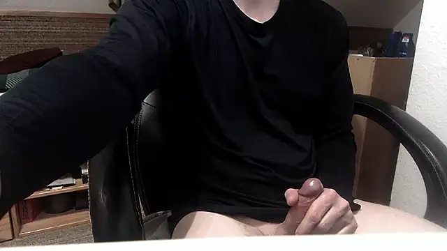 Milkyman7 Show in webcam