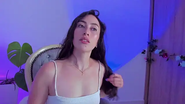 Chat +18 de Amatiista ao vivo