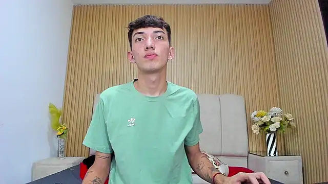 Chat +18 de MichaelVasquex ao vivo