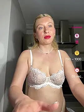 Kittie_Valentine Chat XXX live