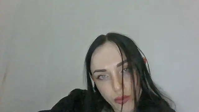 Trinsy_Love élő XXX-chatje