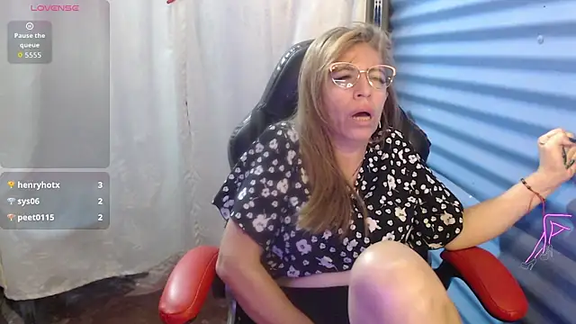 Chatroom XXX en direct de Chayla_Ruiz