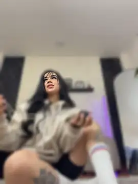 EmmyEvans1 Chat XXX in diretta