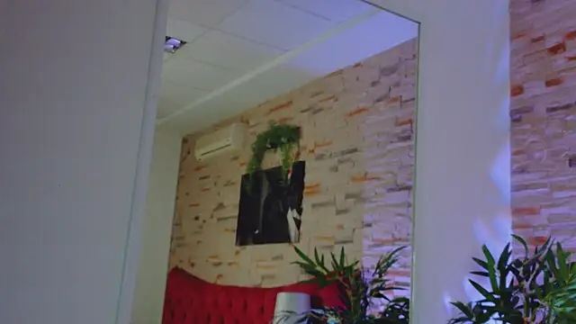 EvvaMonroe Chat XXX live