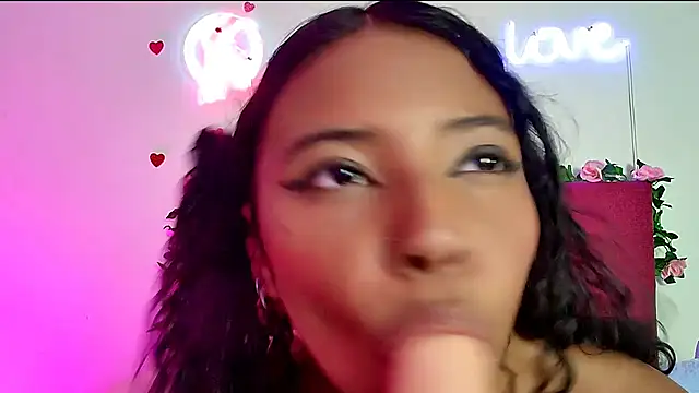 Chat XXX en directo de Ellie_Cute7