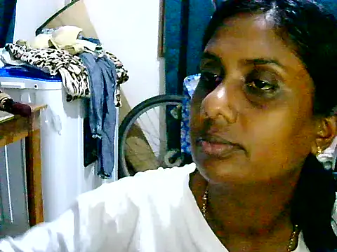 Ansh1307's Live XXX Chat