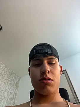 Chat XXX Live Lander_Cruz