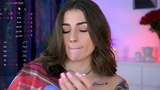 AishaSins Live XXX-Chat