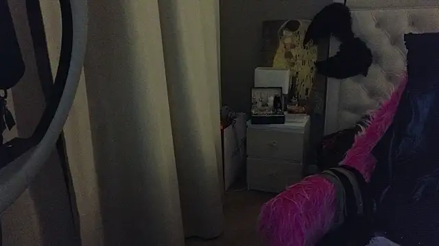RoxalanaStar XXX чат на живо