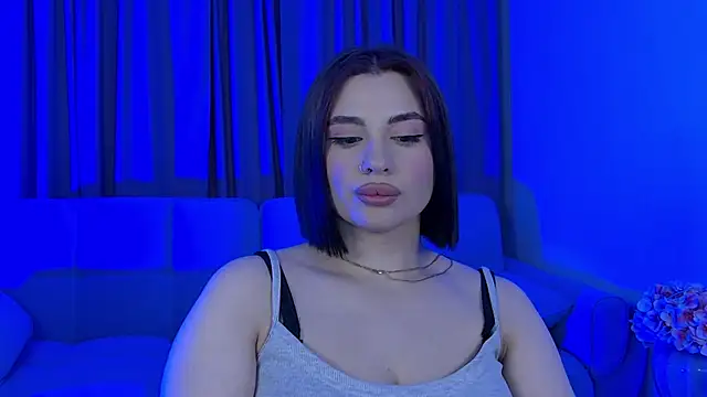 Chat XXX en directo de AdrianaToress