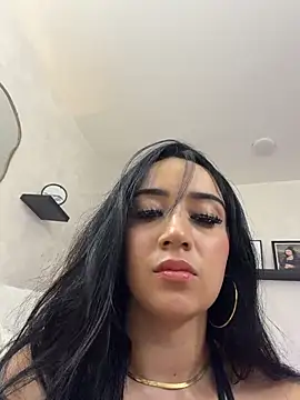 Chat XXX en directo de EmmyEvans1