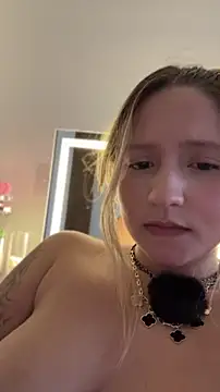 MiaPetit_ Obrolan Langsung XXX