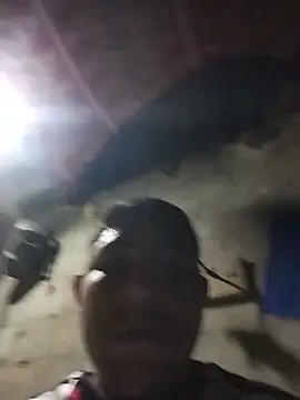 master_juju1924 লাইভ XXX চ্যাট