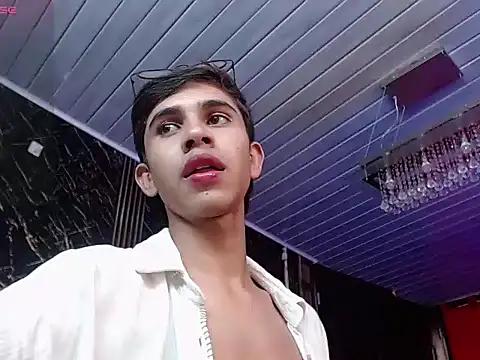 joshua_saenz_ élő XXX-chatje
