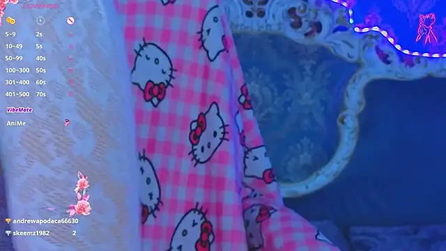 دردشة KitnissKiss الجنسية المباشرة