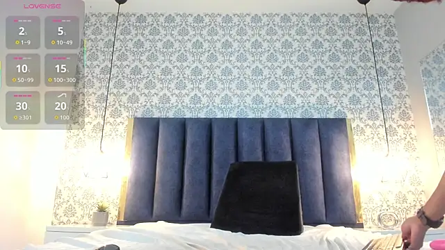 Chat +18 de Kendra-Rousee ao vivo