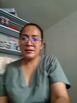 Dr_Edna_naughty 실시간 채팅방