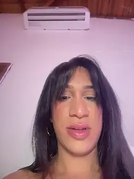 Show modela Ashly_Miller na web-kameri