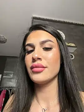 Chatroom XXX en direct de SelenaRhoades