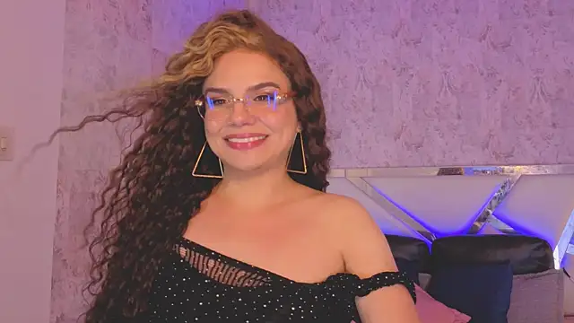 april_summer_ Show Webcam