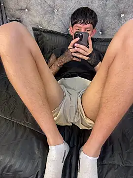 Noah-fire live XXX chat