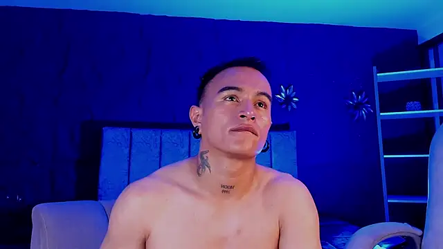 دردشة LiamDeep الجنسية المباشرة