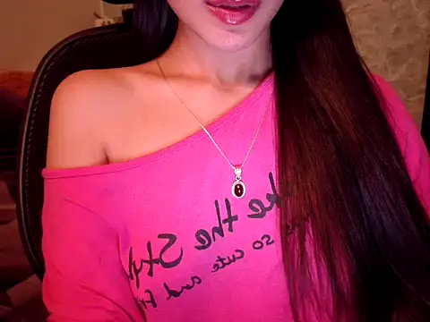 MidnightFlame লাইভ XXX চ্যাট