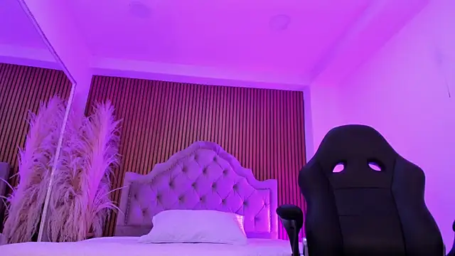 Czat XXX na żywo – SiaFoxx_