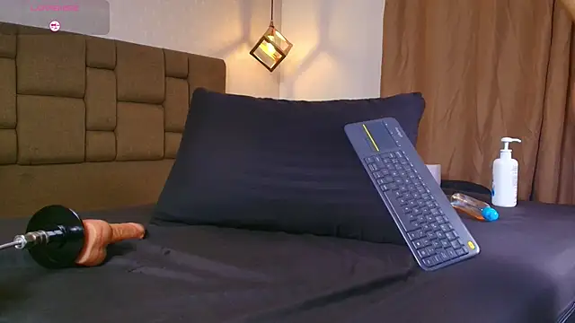 Kendall__evanss' Live XXX Chat