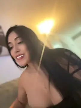 Chat XXX en directo de areviklusine1