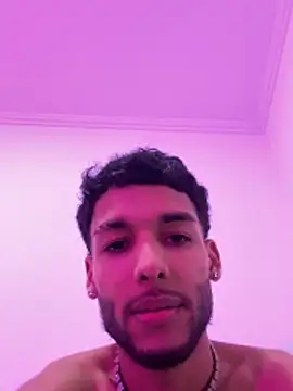 Thiagoferreti's Webcam Show