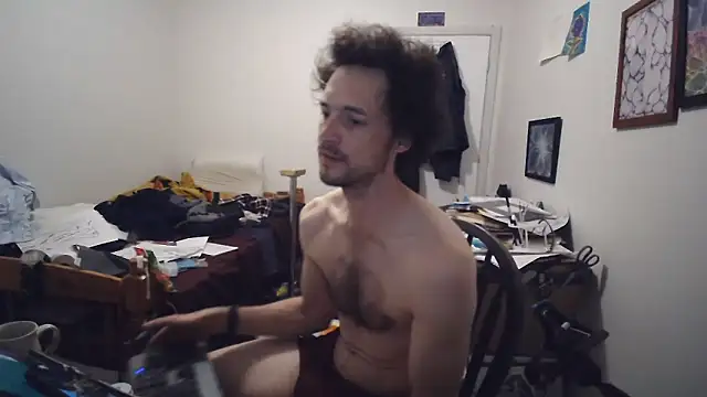 JohnnyMoves élő XXX-chatje