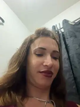 Chat +18 de Irresistible24 ao vivo