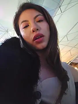 Karen_San_Miguel Obrolan Langsung XXX
