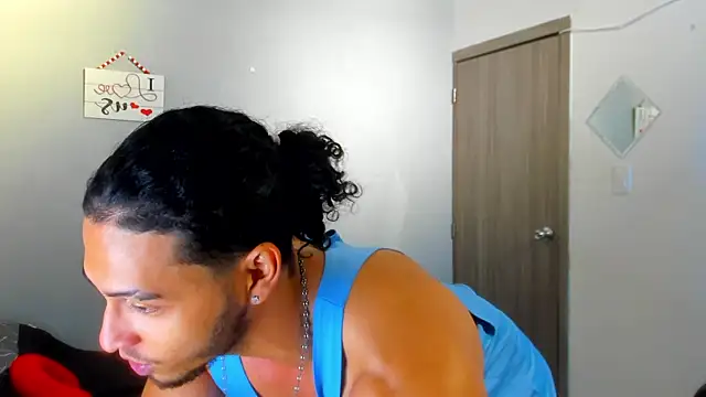 Kris_Khalifa69 Obrolan Langsung XXX