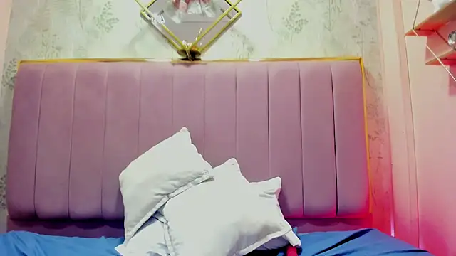 แชท XXX สดของ Tiffanysurez_