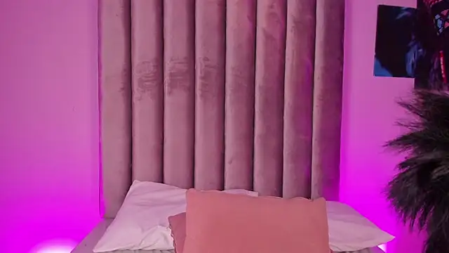 GabrielaSuarez_'s Live XXX Chat