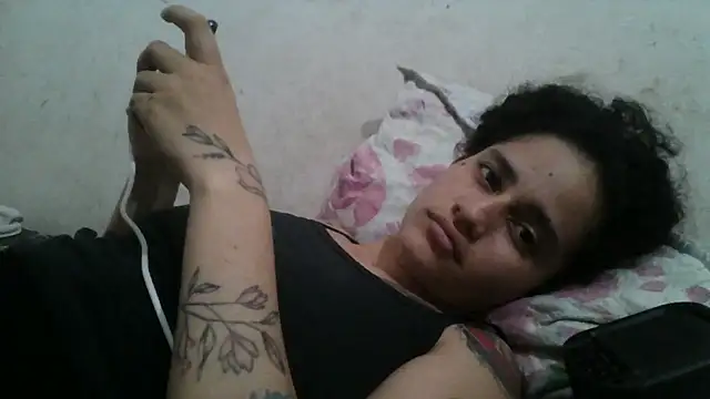 girl_tits Chat XXX in diretta