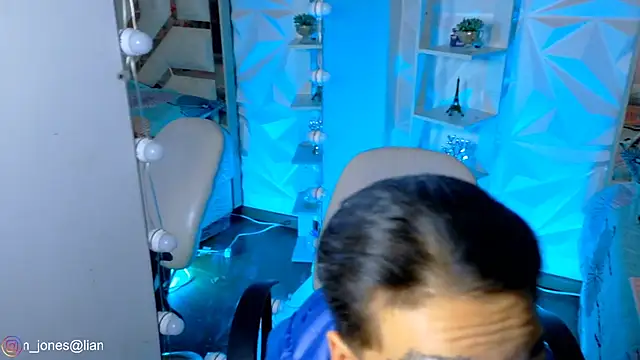 Jonesliam23 라이브 XXX 채팅