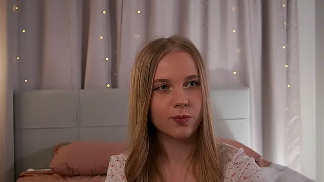 tayashy élő XXX-chatje