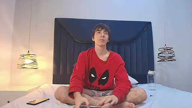 Show modela JeffBellfort na web-kameri