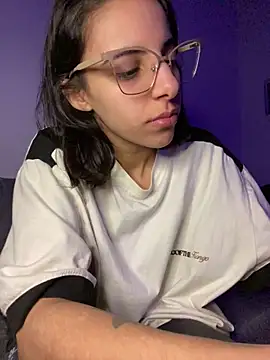 Chat XXX en directo de Poison_Ivy_29