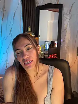emmily_dn Live XXX chat