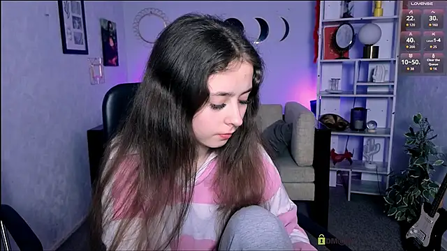 دردشة rebecca_smile الجنسية المباشرة