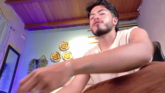 Lucan_Marquez Webcam show