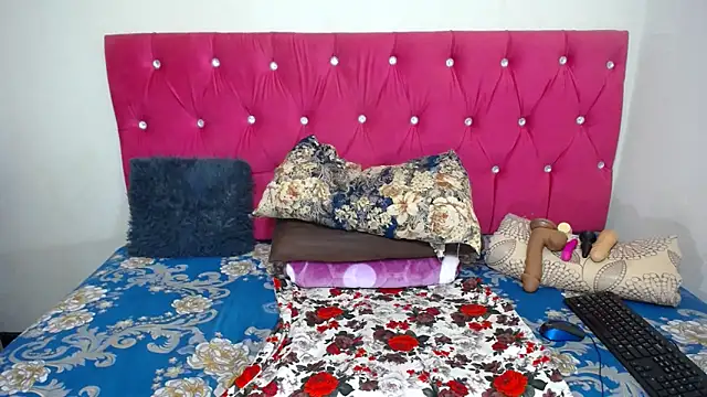 Show Webcam de ShavePussyFatAssxx