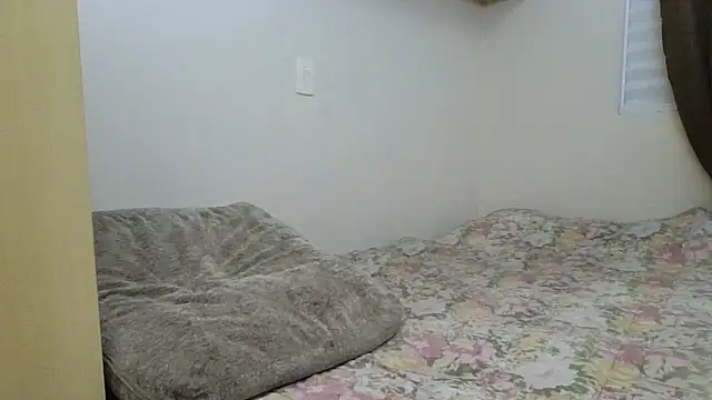 Chat +18 de GabriellaManhaes ao vivo