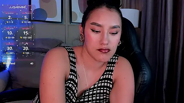 _Sophie__miller XXX чат на живо